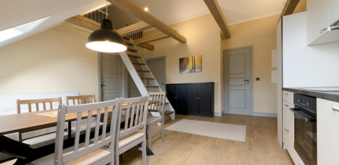 Apartment 6